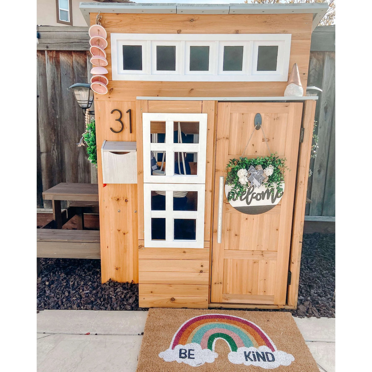 Wooden Outdoor Playhouse with Picnic Table D398