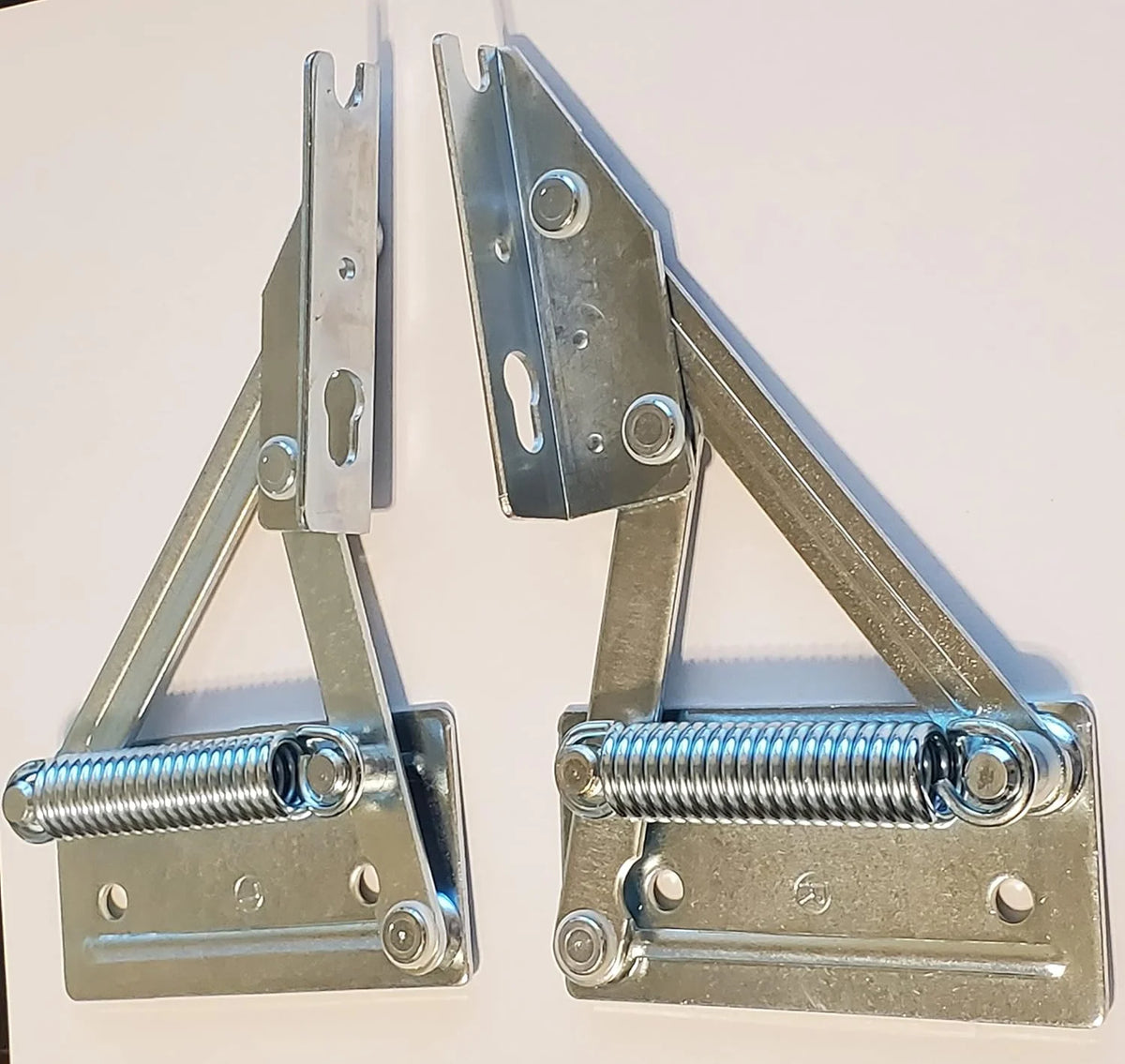 With Spring For Seat Tops Weighing 8 - 12 Kg - Pair (Left And Right) U313