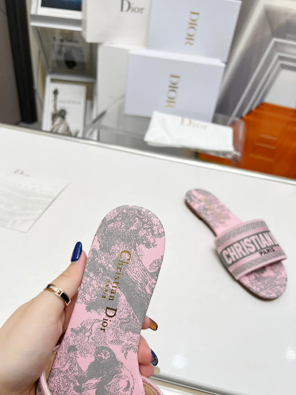 Women Slippers E510264