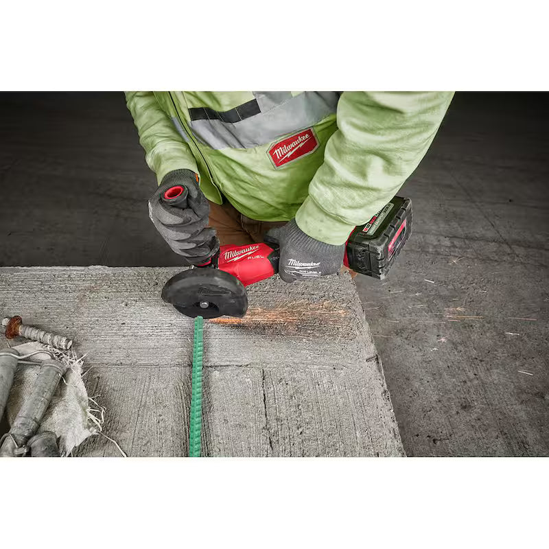 18V Cordless Brushless Braking Grinder Kit with Two 6.0 Batteries P810