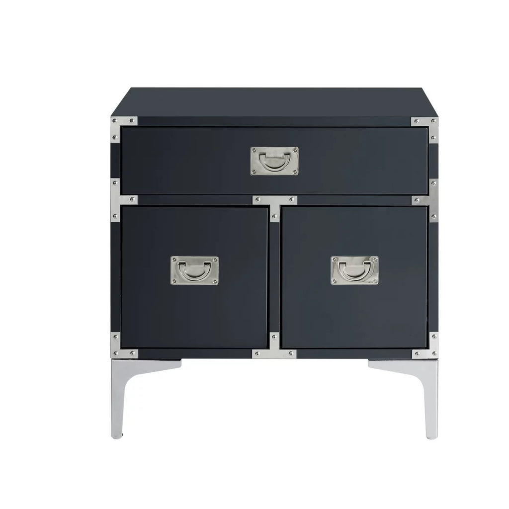 Lacquer Finish 3 Drawer Nightstand O6684
