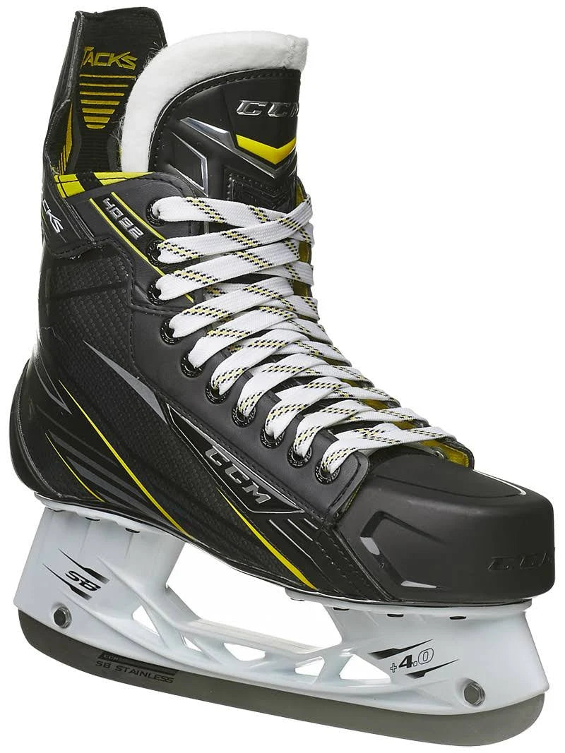 Ice Hockey Skates Y623