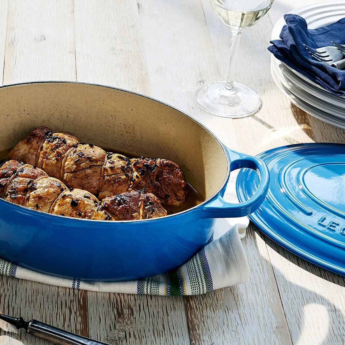 White 9 Piece Cast Iron Cookware Set M101