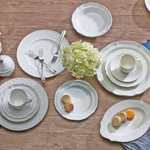 40 Piece White Dinnerware Set Y86160
