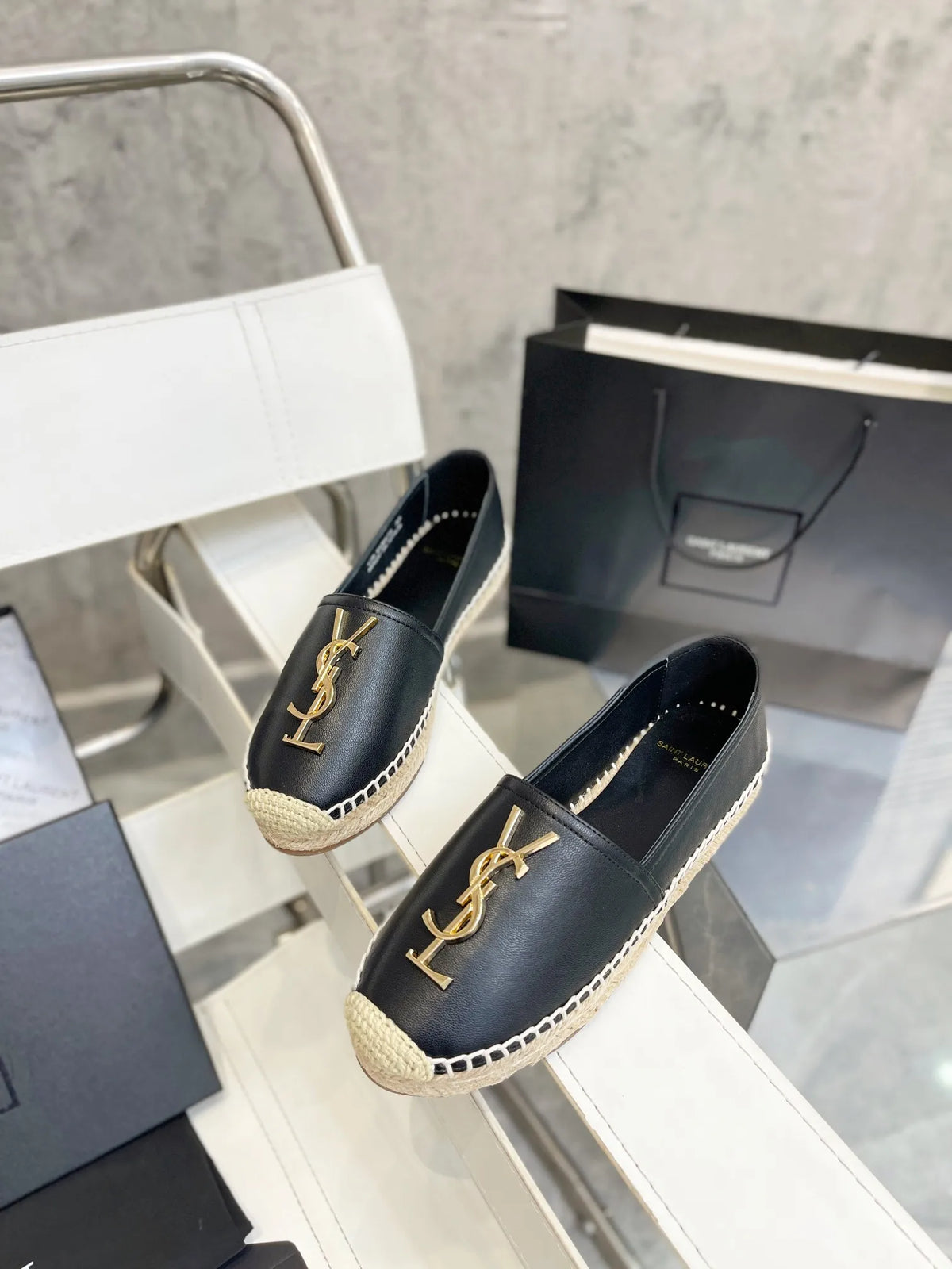 Women Shoes Y809548