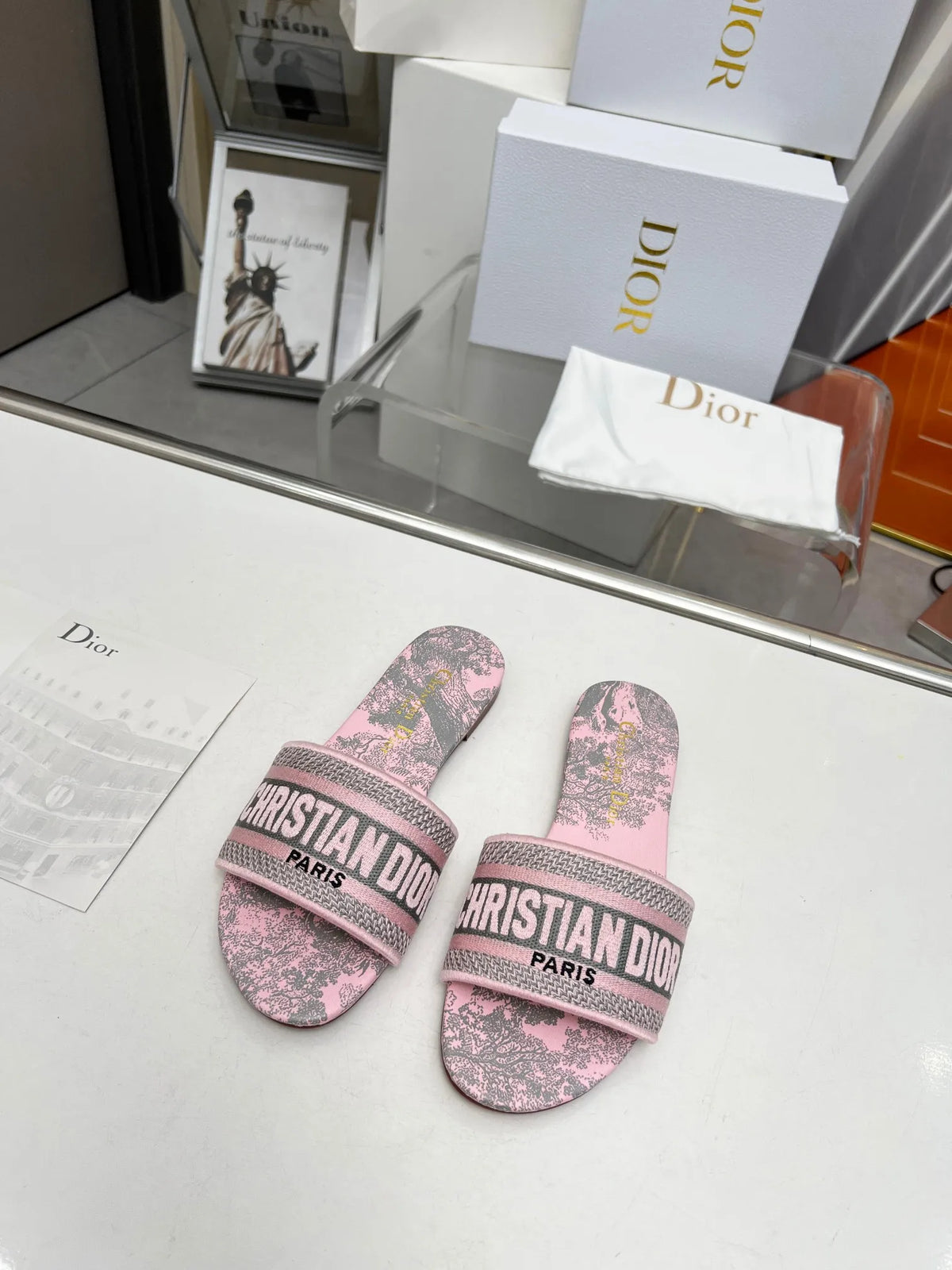 Women Slippers E510264