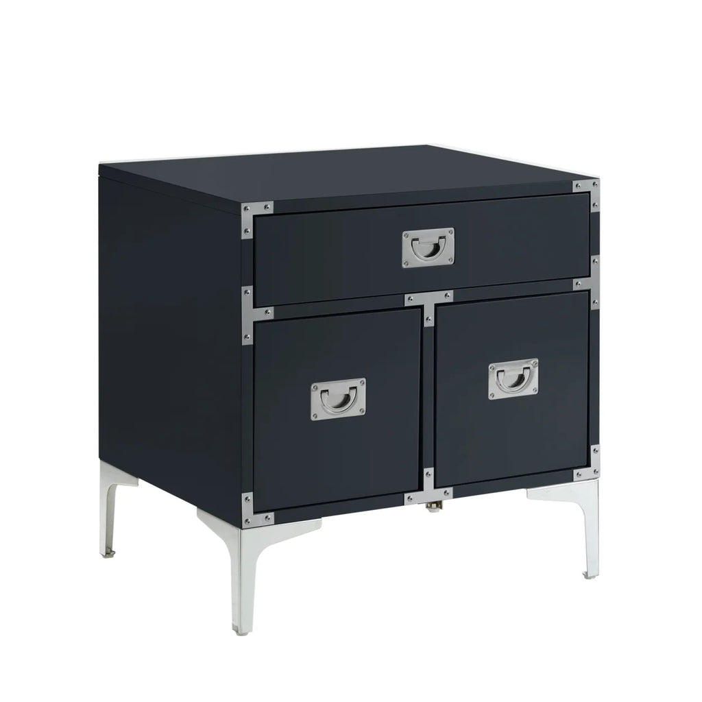 Lacquer Finish 3 Drawer Nightstand O6684