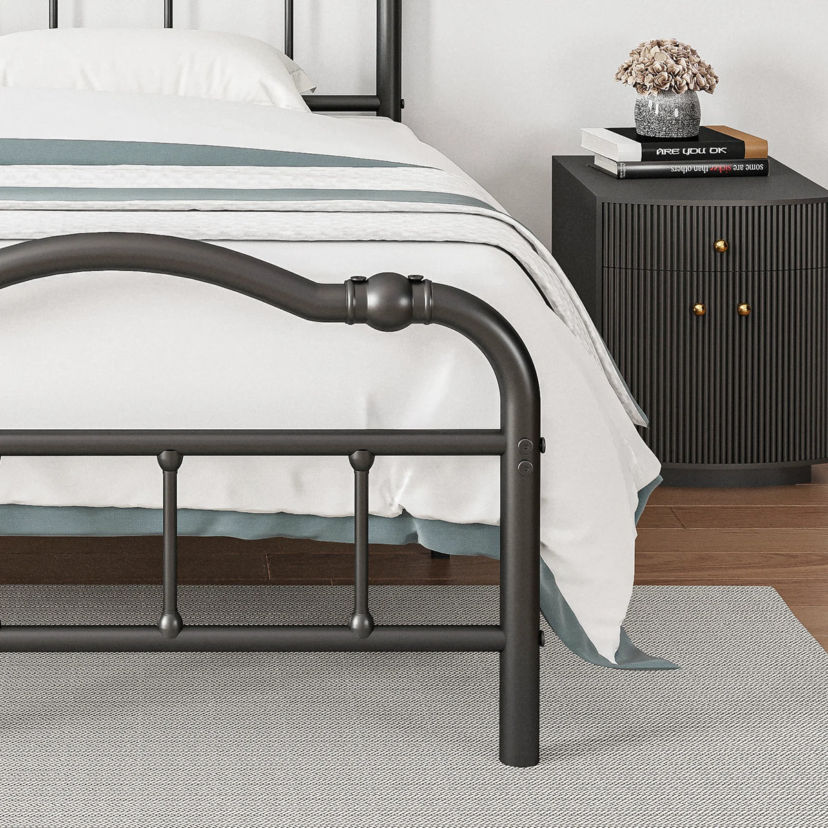 Queen Platform Bed Frame with Headboard and Footboard H7113
