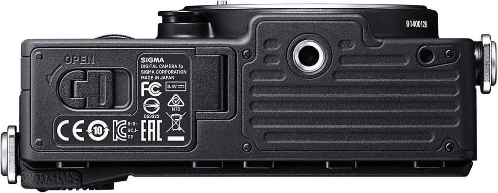Mirrorless Full-Frame Digital Camera E56204