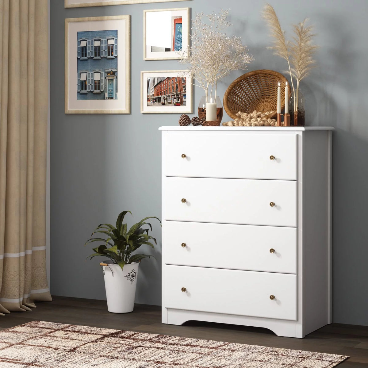 White 4 Drawer Dresser Y665