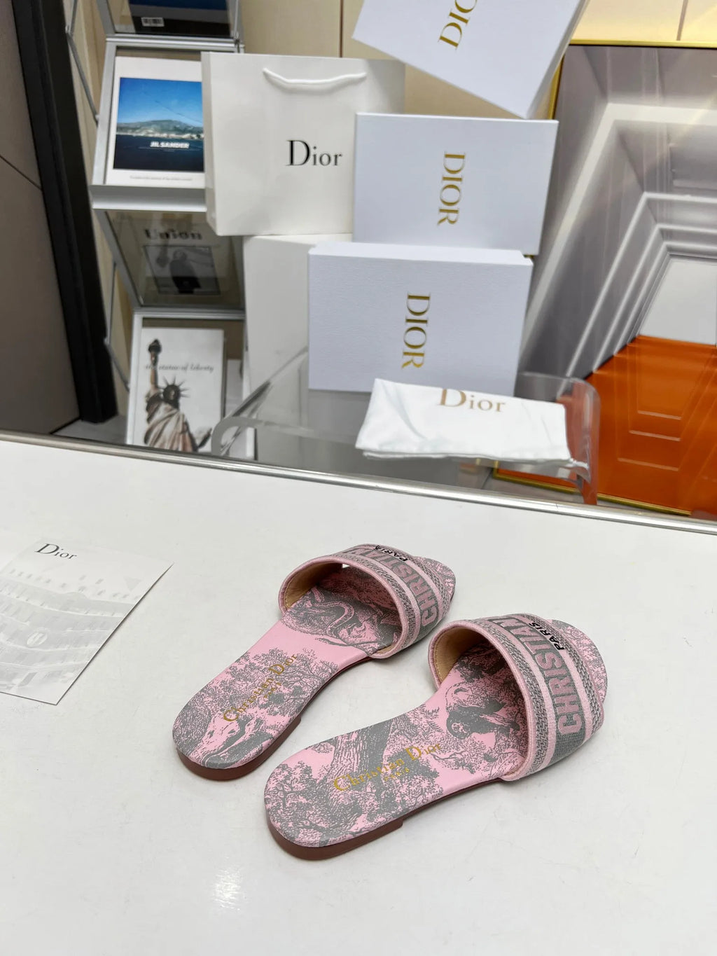 Women Slippers E510264
