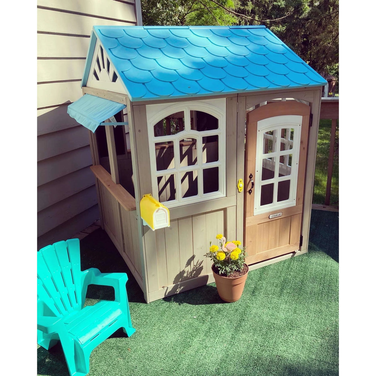 Wooden Outdoor Playhouse with Doorbell M48239