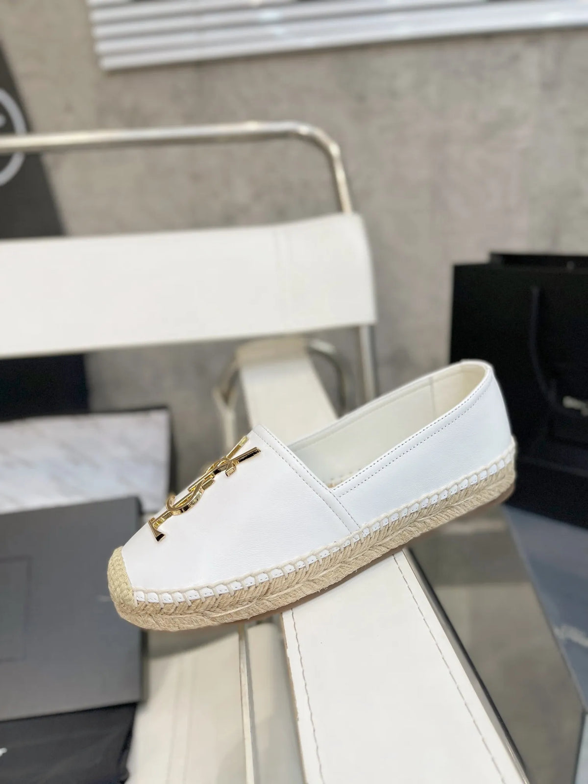 Women Shoes Y809548