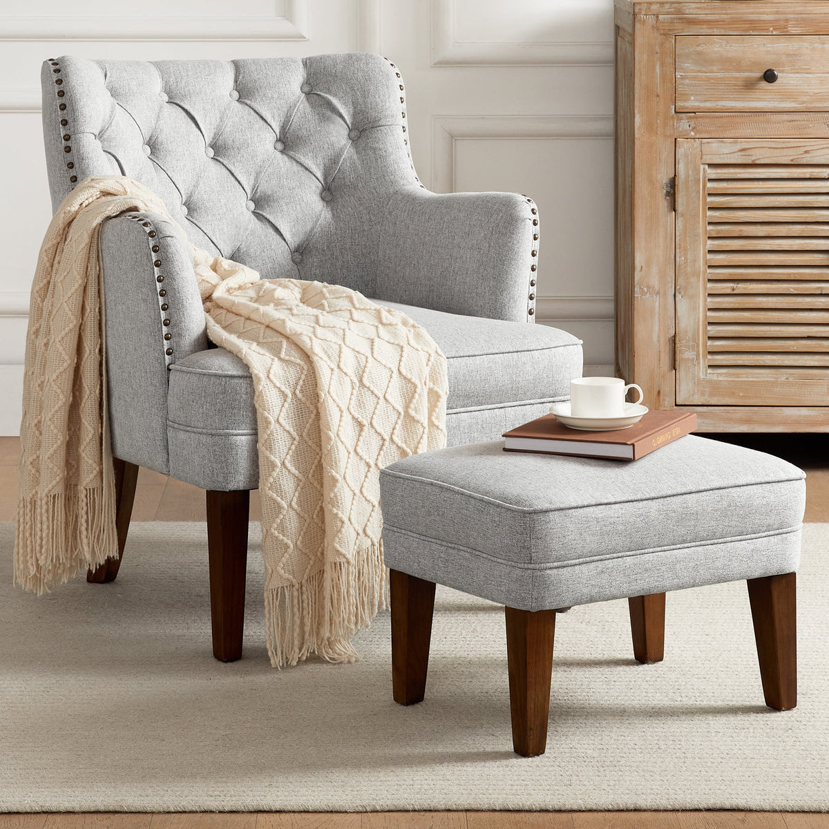 Beige Accent Chair with Ottoman Set Q72714