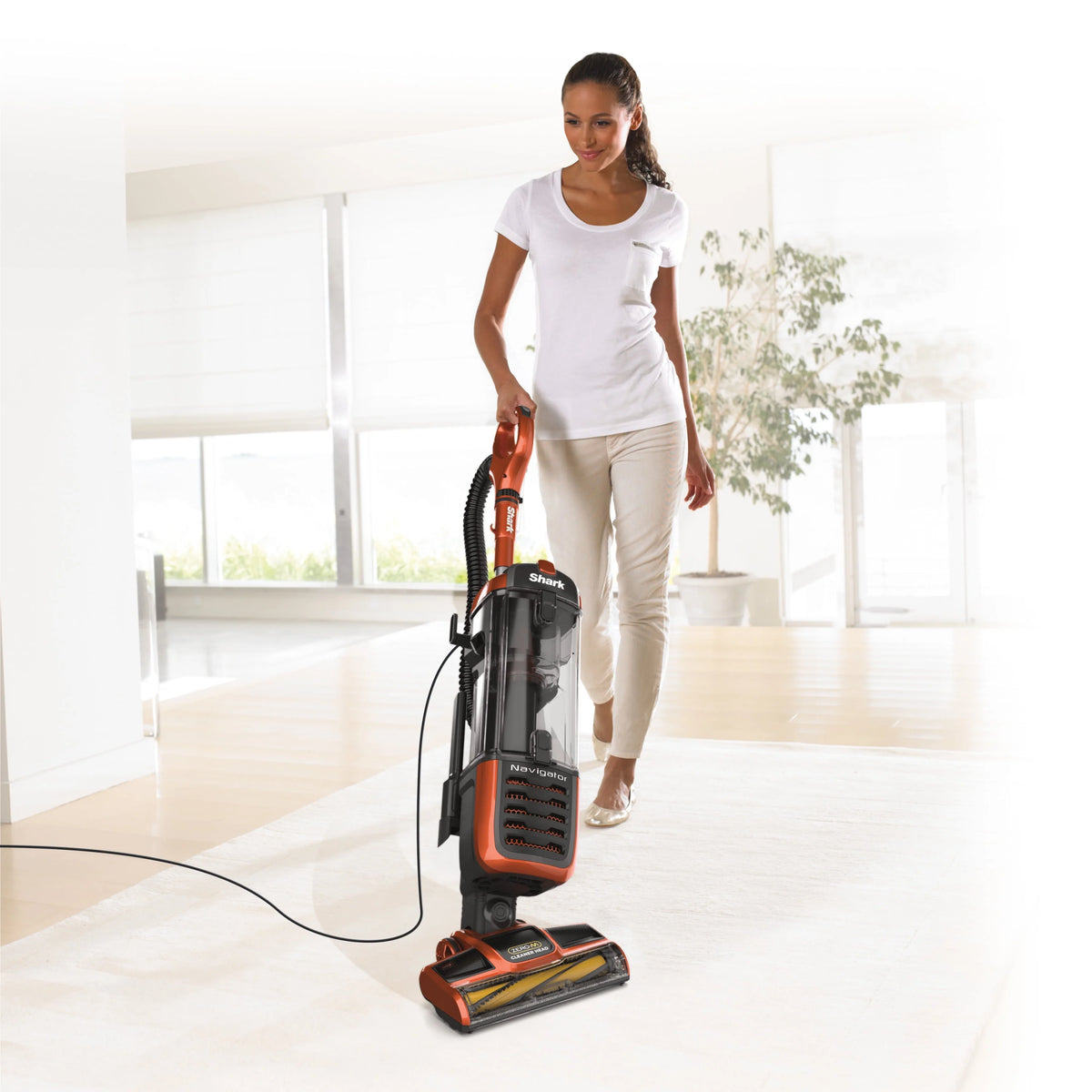 Self-Cleaning Brushroll Pet Upright Vacuum K3569