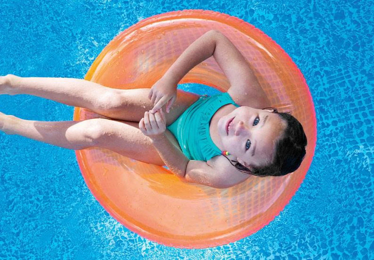 12' x 30 Above Ground Swimming Pool with Filter Pump R8195