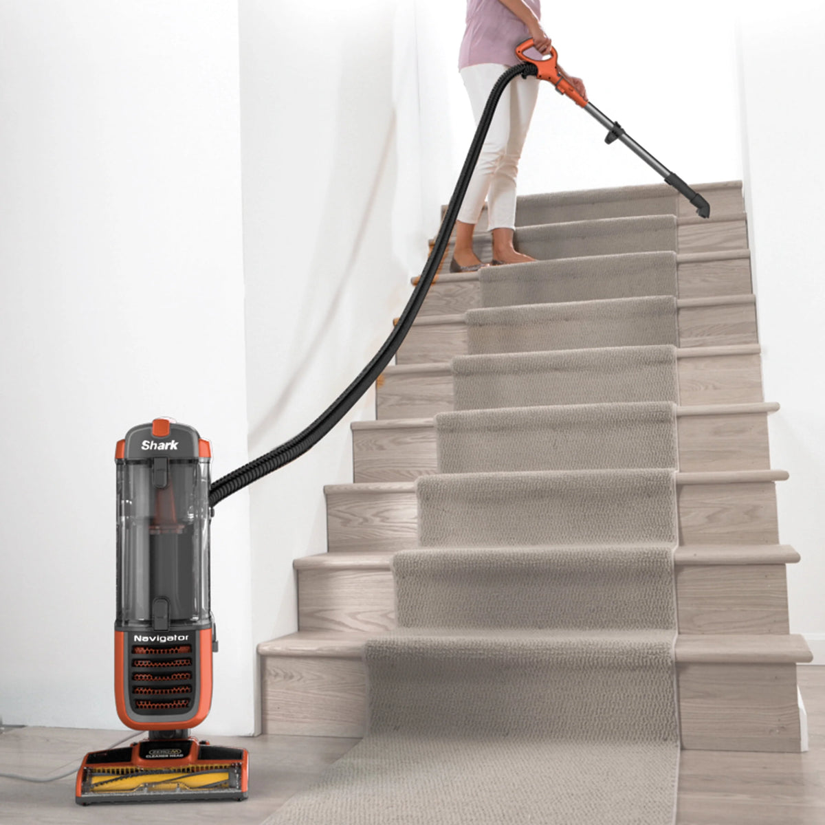 Self-Cleaning Brushroll Pet Upright Vacuum K3569